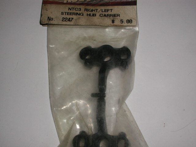 Associated 2247 RC10 Nitro TC3 NTC3 Right/Left Steering Hub Carrier