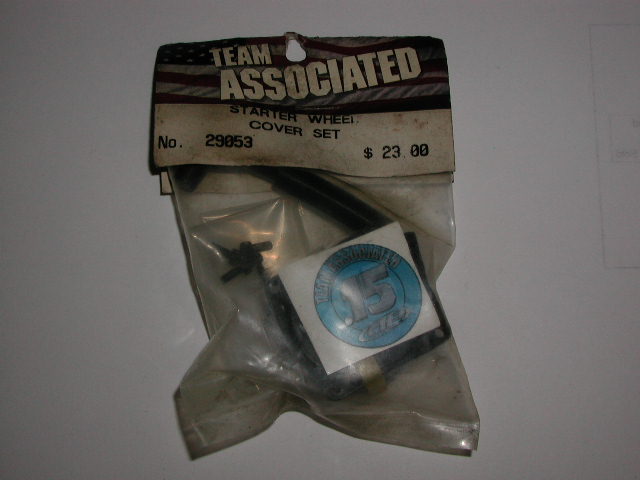 Associated 29053 RC10 Nitro AE .12 & .15 Pull Starter Wheel Cover Set