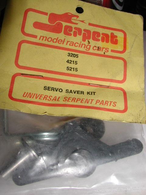 Serpent 3205 4215 5215 Servo Saver Kit