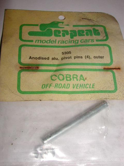 Serpent 5305 Anodised Aluminum Pivot Pin (one only), outer, Cobra Off-Road Vehicle