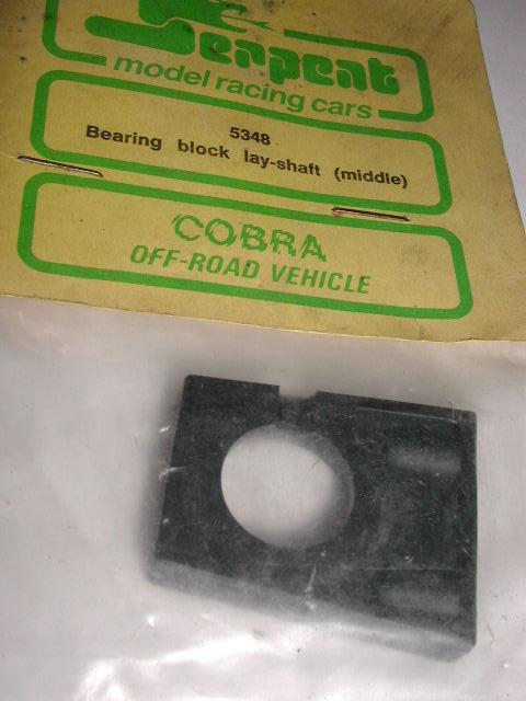 Serpent 5348 Bearing Block Lay-Shaft (middle) Cobra Off-Road Vehicle