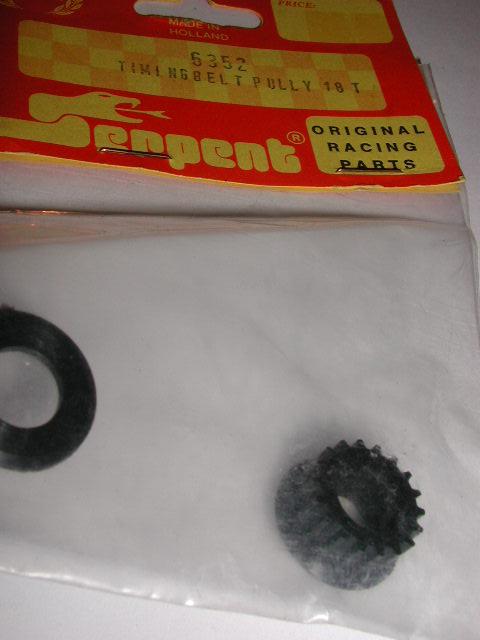 Serpent 6352 Timing Belt Pully 18T